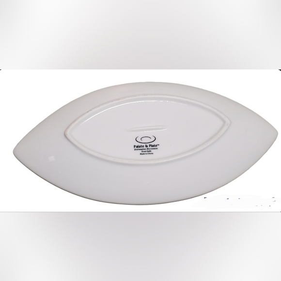 Beautiful White Porcelain Serving Platter - Picture 3 of 3